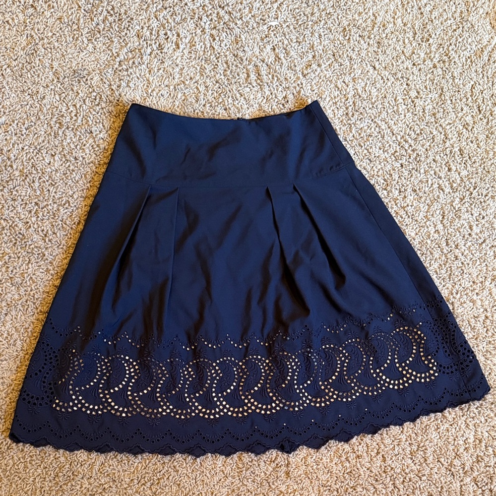 Ann Taylor Navy A-Line Skirt with Eyelet Hem Size 6